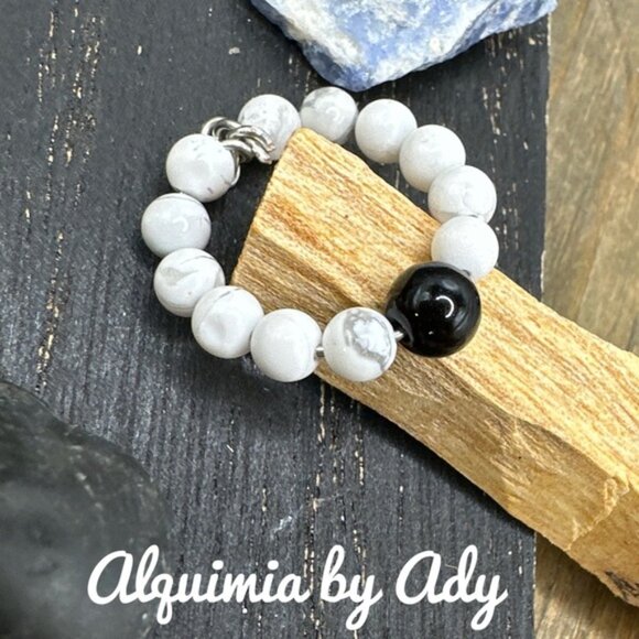 Alquimia Jewelry - Black and white beaded ring Howlite onyx